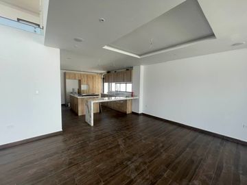 Venta Casa Estrenar - Lumbisi - Independiente - Home Realtors By Monica Miranda