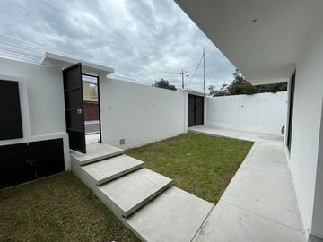 Venta Casa Estrenar - Lumbisi - Independiente - Home Realtors By Monica Miranda