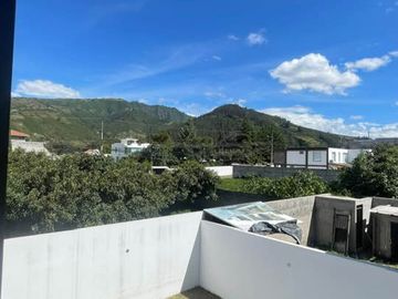 Venta Casa Estrenar - Lumbisi - Independiente - Home Realtors By Monica Miranda