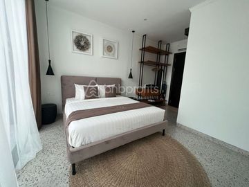Chic Berawa Haven, Modern 2 Bedroom Townhouse with Investment Potential