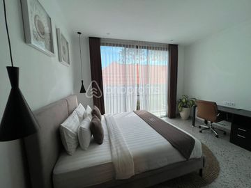 Chic Berawa Haven, Modern 2 Bedroom Townhouse with Investment Potential