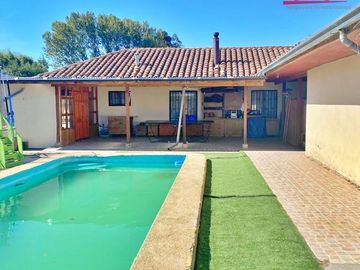 Se vende hermosa y amplia casa en la Colonia Bernardo O’Higgins