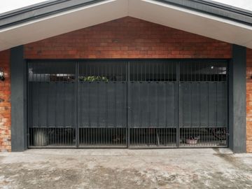 4 Bedroom Classic Contemporary Design House