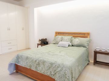 4 Bedroom Classic Contemporary Design House