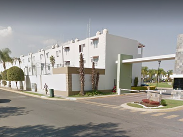 REMATO CASA A CINCO MINUTOS DE PUNTO SUR LORETO COTO EL DORADO