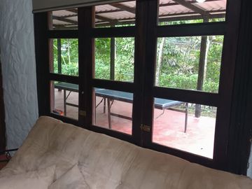 HERMOSA CASA/LOTE EN BARRIO CAMPESTRE EN MINCA.