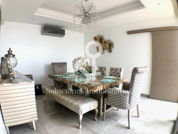 Casa de lujo con piscina en venta en urbanización sector sur, Manta Ecuador