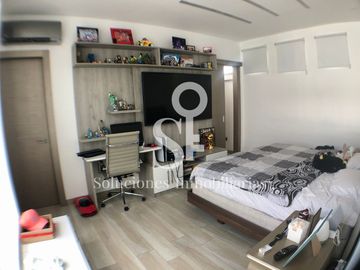 Casa de lujo con piscina en venta en urbanización sector sur, Manta Ecuador