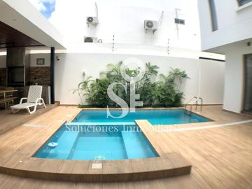 Casa de lujo con piscina en venta en urbanización sector sur, Manta Ecuador