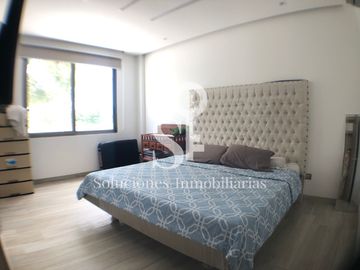 Casa de lujo con piscina en venta en urbanización sector sur, Manta Ecuador