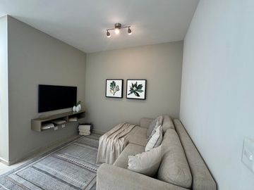 CASA EN VENTA EN FRACCIONAMIENTO CON ALBERCA EN LEÓN GTO ZONA NORTE