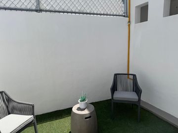 CASA EN VENTA EN FRACCIONAMIENTO CON ALBERCA EN LEÓN GTO ZONA NORTE