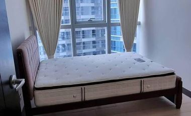 🏙️ Prime Living in BGC's Uptown Parksuites Tower 1! 🌟 Spacious 3BR Corner Unit with Uptown Mall Views! 💼 Fully Furnished by Ikea, Ideal for Modern Liv