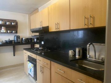 PR18071 Apartamento en venta en el sector Aguacatala