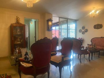 PR18071 Apartamento en venta en el sector Aguacatala
