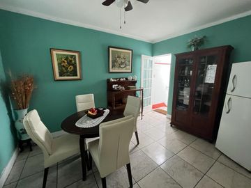Se Vende Casa En Pasaje Rubuni Miraflores Us$289,000