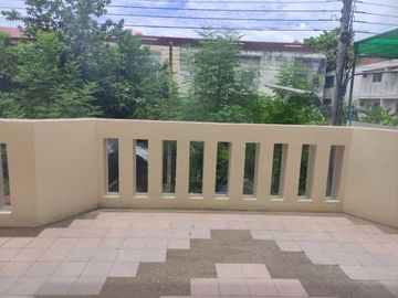 Townhome for sale, 3 floors, 4 bedrooms, 3 bathrooms, area of ​​30 sq.wa, price 2,450,000 baht, Don Kaeo Subdistrict, Mae Rim District, Chiang Mai Pro
