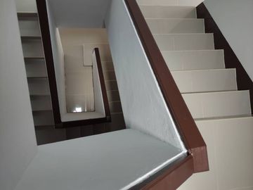 Townhome for sale, 3 floors, 4 bedrooms, 3 bathrooms, area of ​​30 sq.wa, price 2,450,000 baht, Don Kaeo Subdistrict, Mae Rim District, Chiang Mai Pro