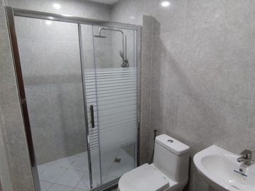 3 Storey Townhouse FOR SALE in Visayas Avenue Quezon City with 4 Bedroom and 2 Car garage (PH2874)