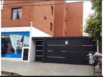 SE VENDE DEPTO EN PLANTA BAJA CON 2 PATIOS (ALTO ALBERDI)