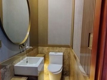 HERMOSA CASA REMODELADA EN MIRAFLORES