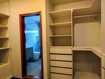 HERMOSA CASA REMODELADA EN MIRAFLORES