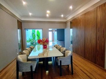 HERMOSA CASA REMODELADA EN MIRAFLORES