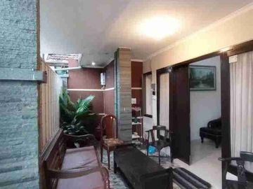 Rumah 2 Lantai Luas 128 di Sulfat Ciliwung kota Malang