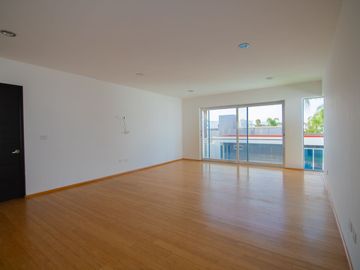 Casa en Venta en Jurica Toliman, Querétaro
