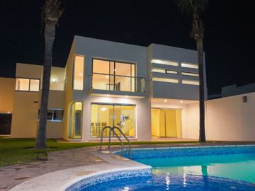 Casa en Venta en Jurica Toliman, Querétaro