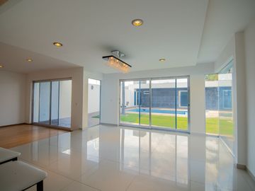 Casa en Venta en Jurica Toliman, Querétaro