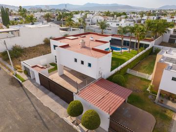 Casa en Venta en Jurica Toliman, Querétaro