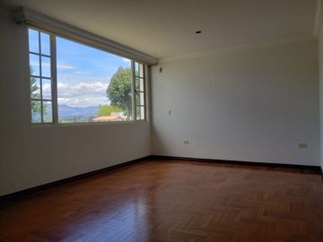 CASA DE VENTA ARMENIA 2 ESPECTACULAR INCLUYE SUITE