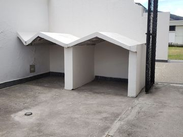 CASA DE VENTA ARMENIA 2 ESPECTACULAR INCLUYE SUITE