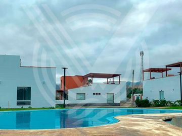 ACOGEDORA Y LINDA!!!! SE VENDE CASITA EN CONDOMINIO DE CHOCALLA-CAMPO Y PLAYA