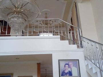 Rumah Dharmahusada Regency Gubeng Surabaya