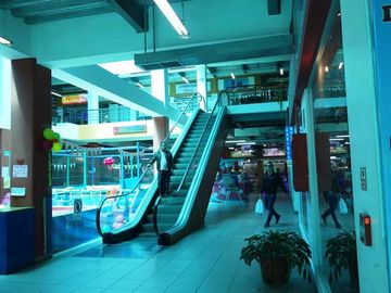 Local de venta en Quito centro comercial artesanal Quitus