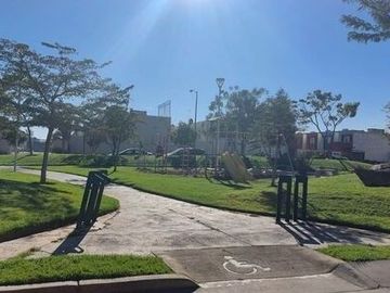 Casa en Remate Bancario. Identifique el precio que se encuentra muy por debajo de su valor comercial.