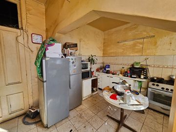 CASA EN CENTRO DE QUILPUE. 362M2 DE TERRENO