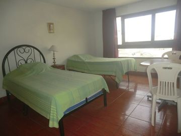 Ocasión , vendo dpto. T/AMPLIO  como casa en altos en excelente ubicación!