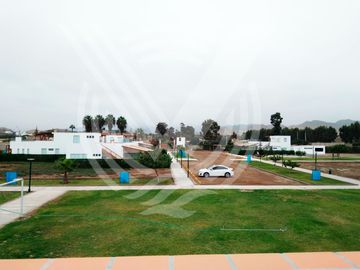 DE ESTRENO: CASA AMOBLADA EN CONDOMINIO DE CHOCAYA KM 92.5 (Campo y playa)