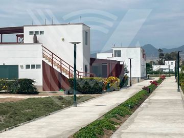 DE ESTRENO: CASA AMOBLADA EN CONDOMINIO DE CHOCAYA KM 92.5 (Campo y playa)