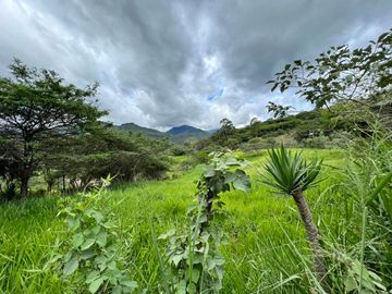 Terreno en venta en Vilcabamba sector El Hatillo