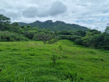 Terreno en venta en Vilcabamba sector El Hatillo