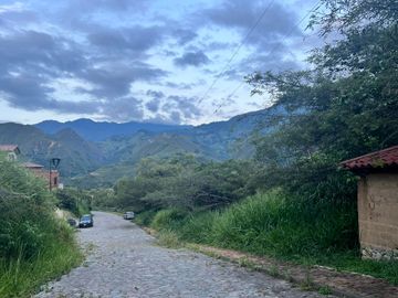 Terreno en venta en Vilcabamba sector El Hatillo