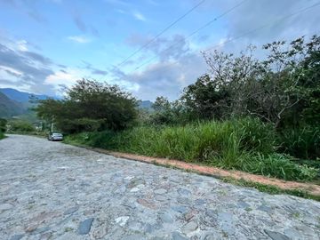 Terreno en venta en Vilcabamba sector El Hatillo