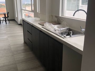Venta Departamento por Estrenar Sector Cumbayá