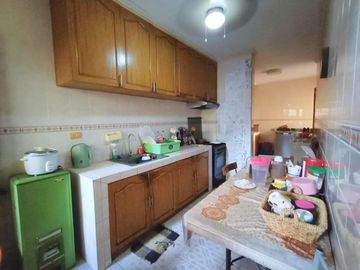 FOR SALE BUNGALOW HOUSE WITH HUGE GARDEN & RESORT TYPE POOL IN ANGELES CITY NEAR CLARK