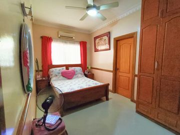 FOR SALE BUNGALOW HOUSE WITH HUGE GARDEN & RESORT TYPE POOL IN ANGELES CITY NEAR CLARK