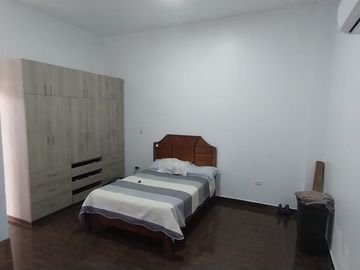 HERMOSA CASA EN VENTA CON PISCINA – LOS EJIDOS - PIURA